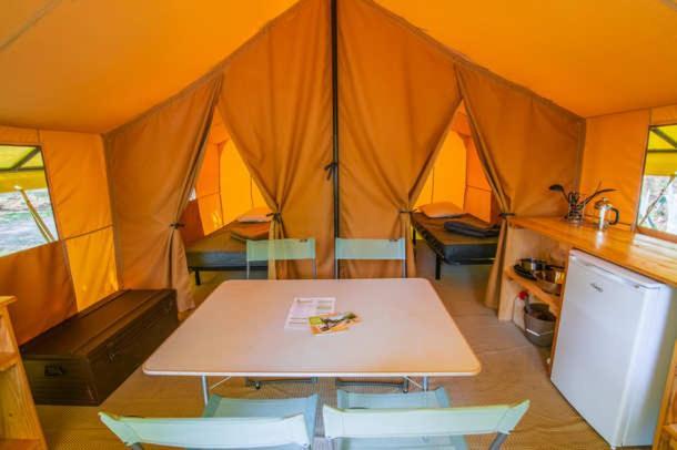 Camping Onlycamp Les Tuilleres Vercheny Exterior photo